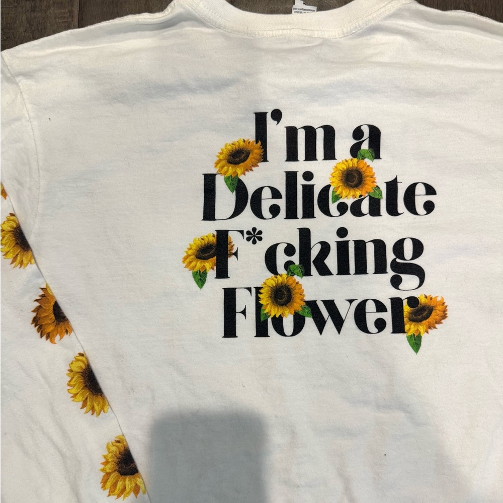 Lane Seven Delicate Flower Sunflower Long Sleeve T-shirt - M